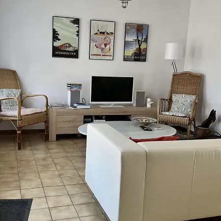 Feriehus Maison Confortable Avec Jardin, Proche Plages Et Centre, 6 Couchages, - Fr-1-224b-172