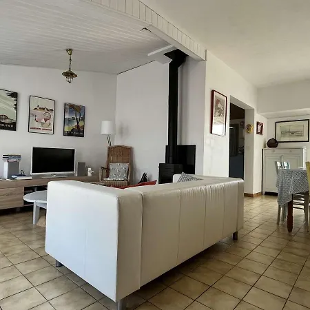 Maison Confortable Avec Jardin, Proche Plages Et Centre, 6 Couchages, - Fr-1-224b-172