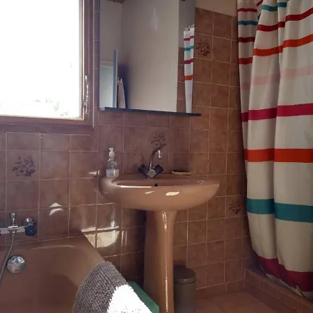 Maison Confortable Avec Jardin, Proche Plages Et Centre, 6 Couchages, - Fr-1-224b-172 *