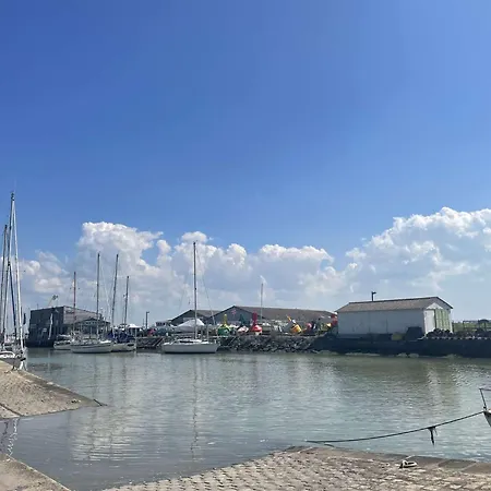 Hébergement de vacances Maison Confortable Avec Jardin, Proche Plages Et Centre, 6 Couchages, Noirmoutier-en-l'île - Fr-1-224b-172 *