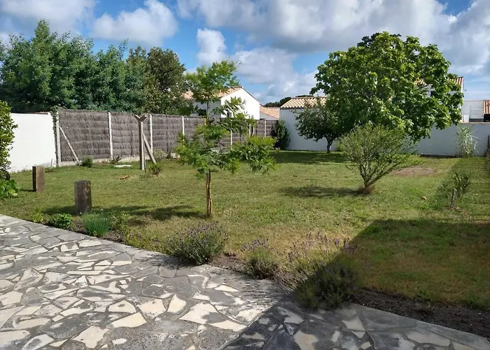 Maison Confortable Avec Jardin, Proche Plages Et Centre, 6 Couchages, - Fr-1-224b-172 *